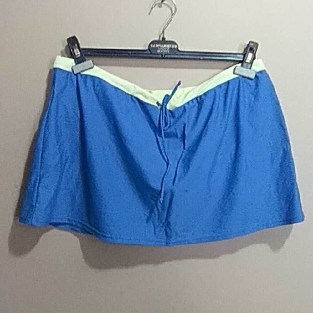 Athletech swim skort size 18